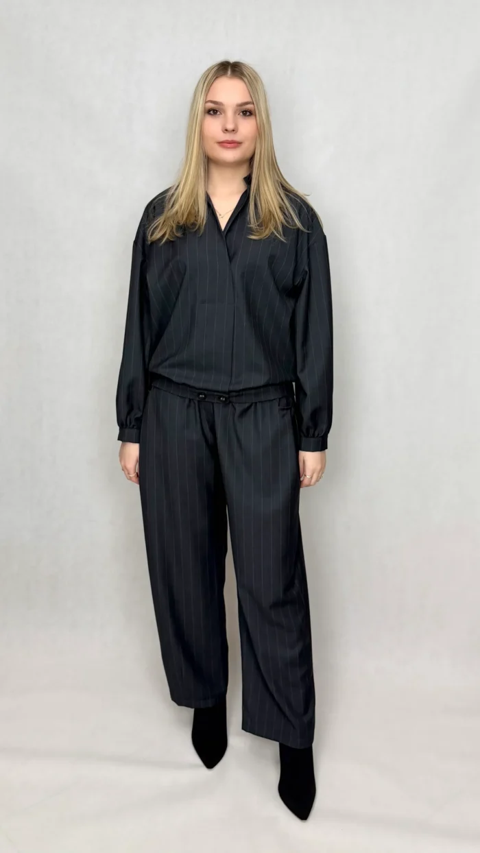 Graphite Classic Lines